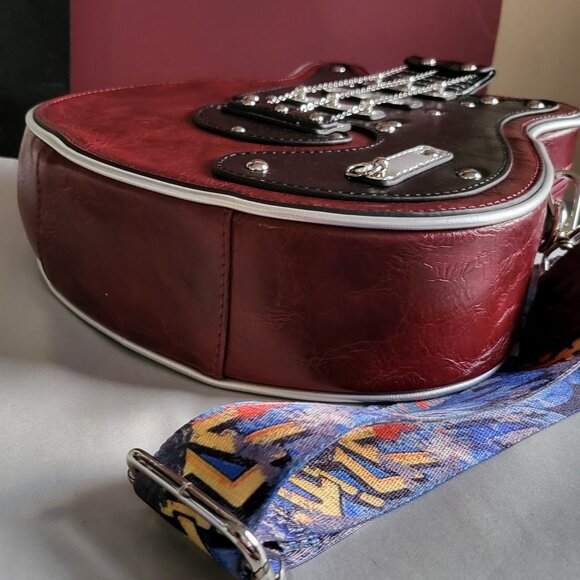 *NEW RARE GUITAR SHAPE CROSSBODY PURSE BAG - Picture 7 of 9